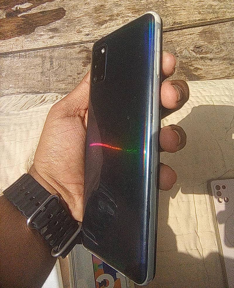 Samsung Galaxy A31 1