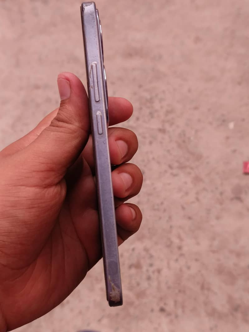 OPPO Reno 11F 3