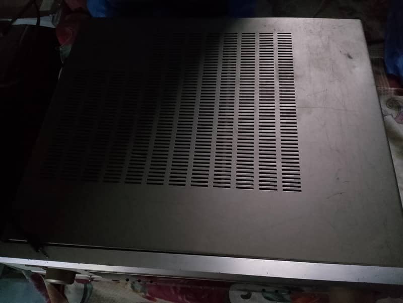 Amplifier Denon AVC 1590 0