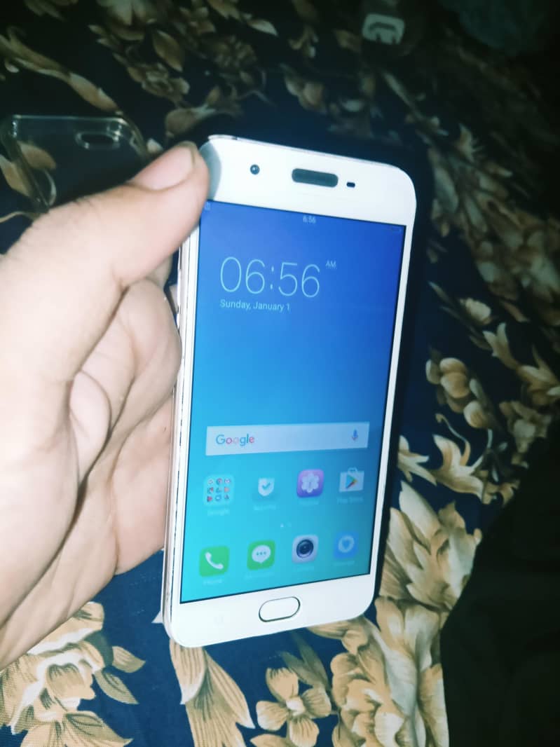 OPPO A57 1