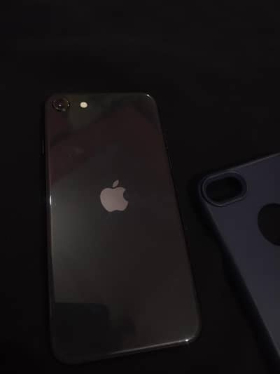 Apple iPhone SE
