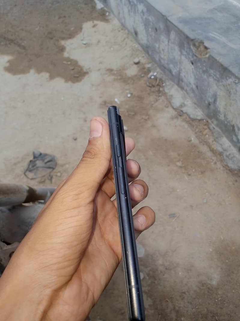 Google Pixel 6a 1