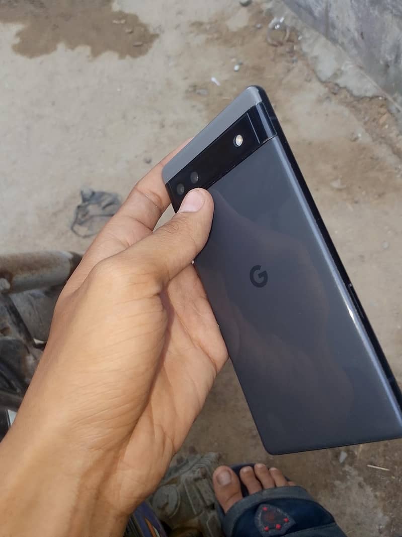 Google Pixel 6a 5