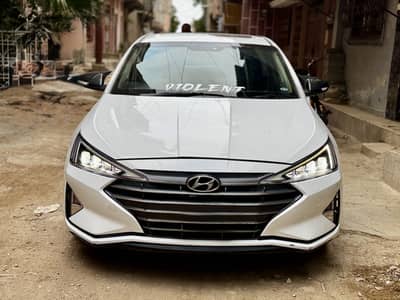 Hyundai Elantra 2023