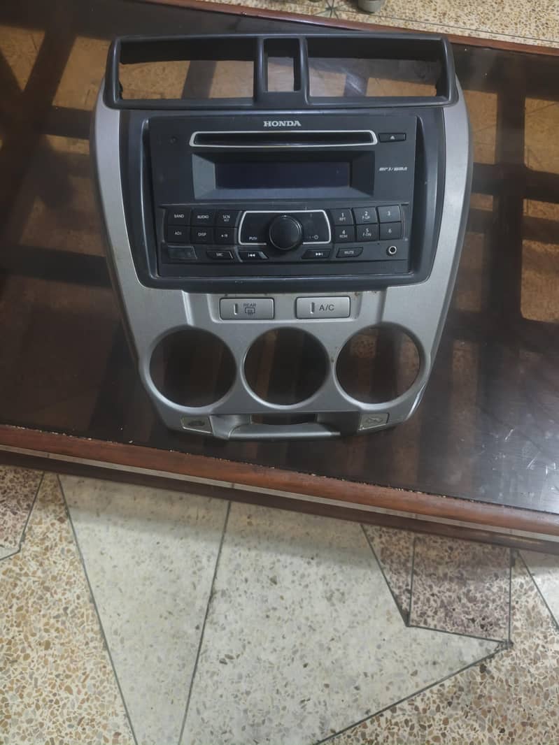Honda city audio player 1