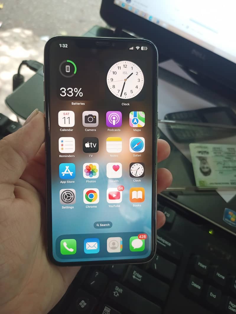 Apple iPhone XS Max 1