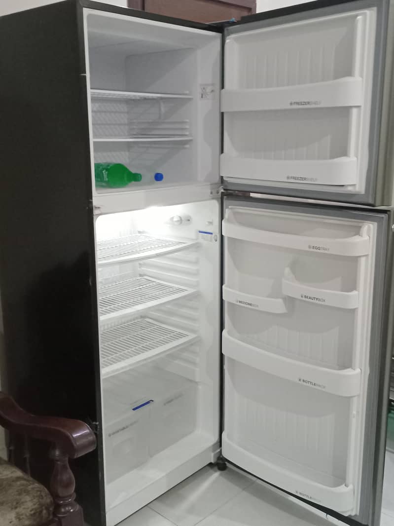 orient Refrigerator 19 Cu Ft 4