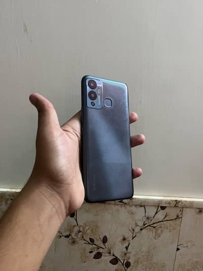 Infinix Hot 12 Play
