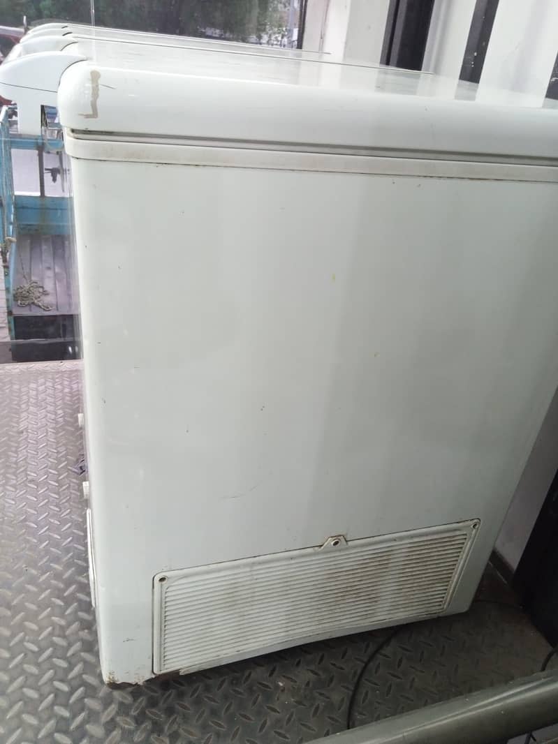 HAIER 4