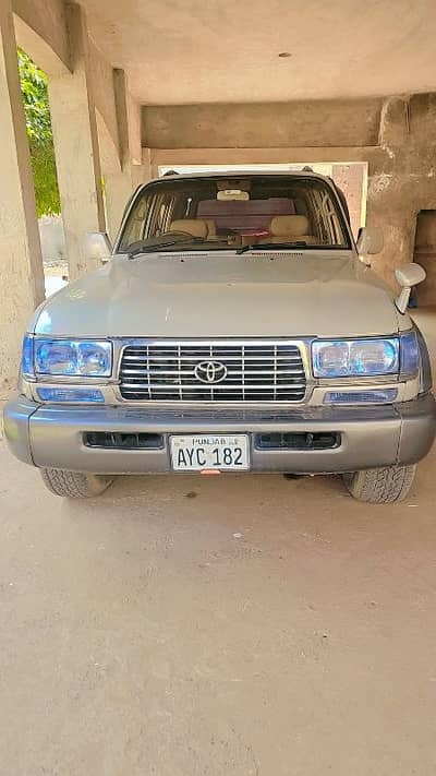 Toyota Land Cruiser 2000