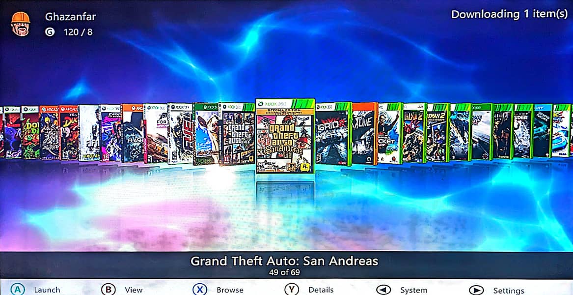 Xbox 360 with Aurora Dashboard 7