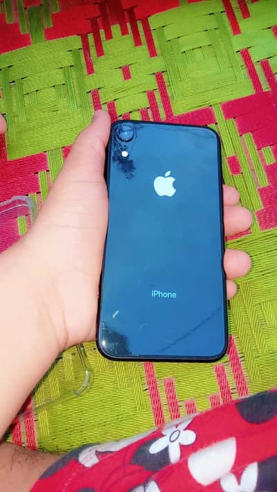 Apple iPhone XR