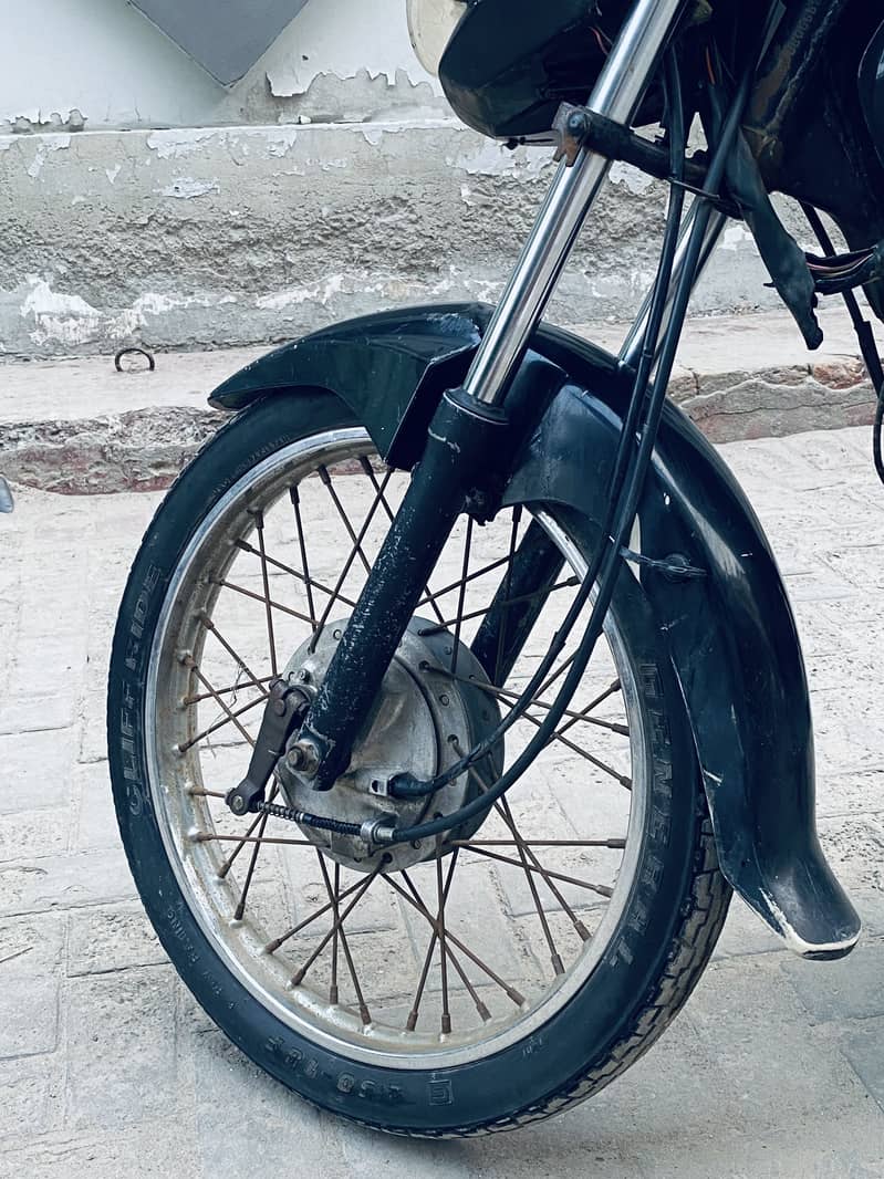 Honda CG 125 (2015) 5