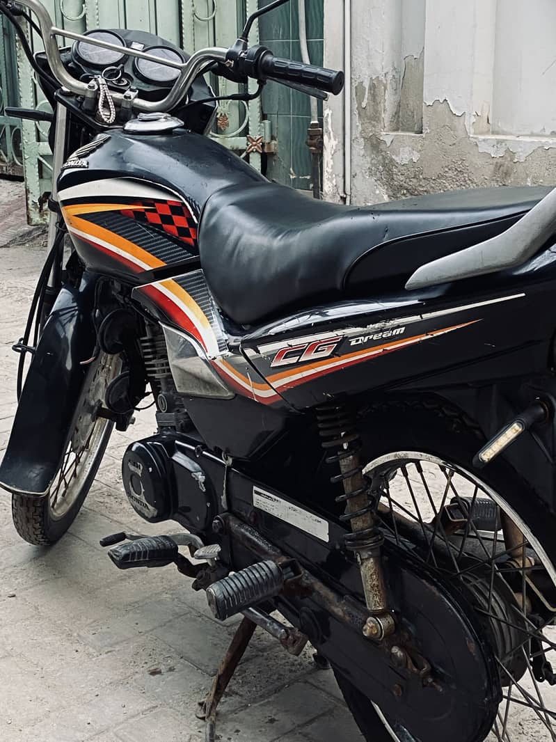 Honda CG 125 (2015) 8