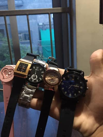 3  watch offer / new + all working