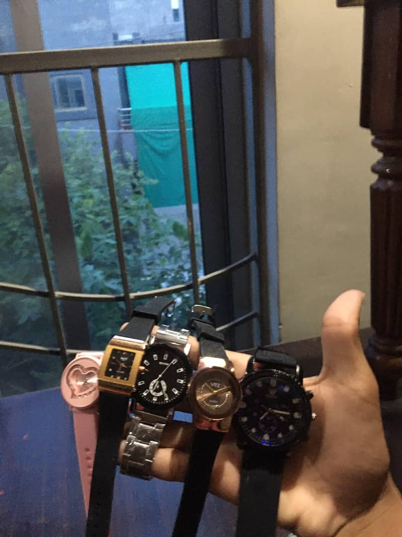 3  watch offer / new + all working 1