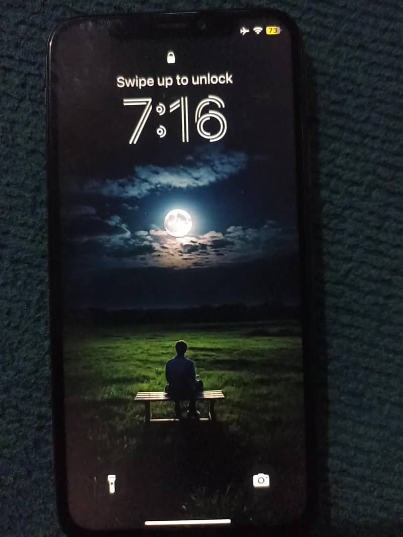 Apple iPhone XS 1