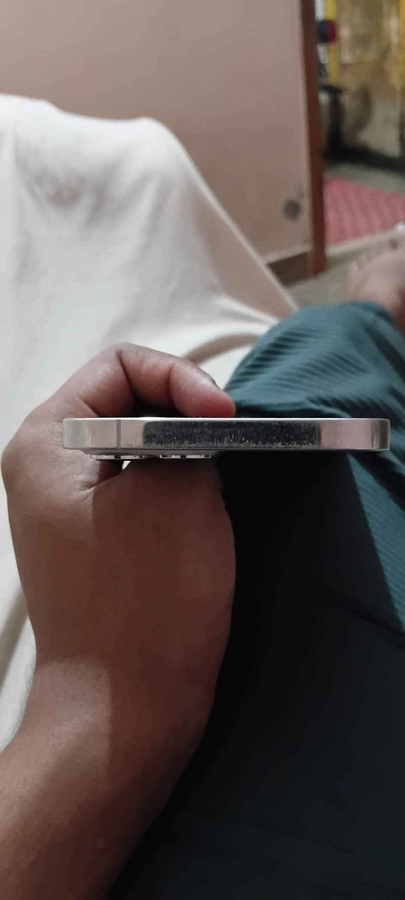 Apple iPhone 12 Pro Max factory unlock 4