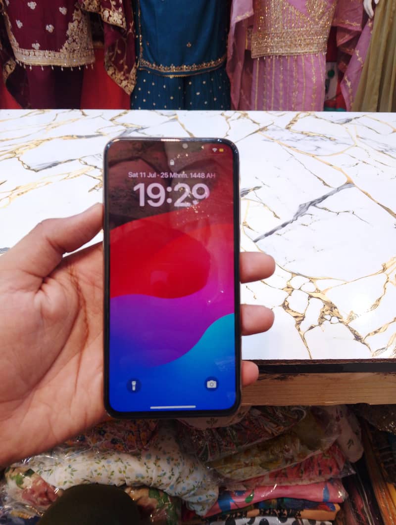 Apple iPhone XS Max 0