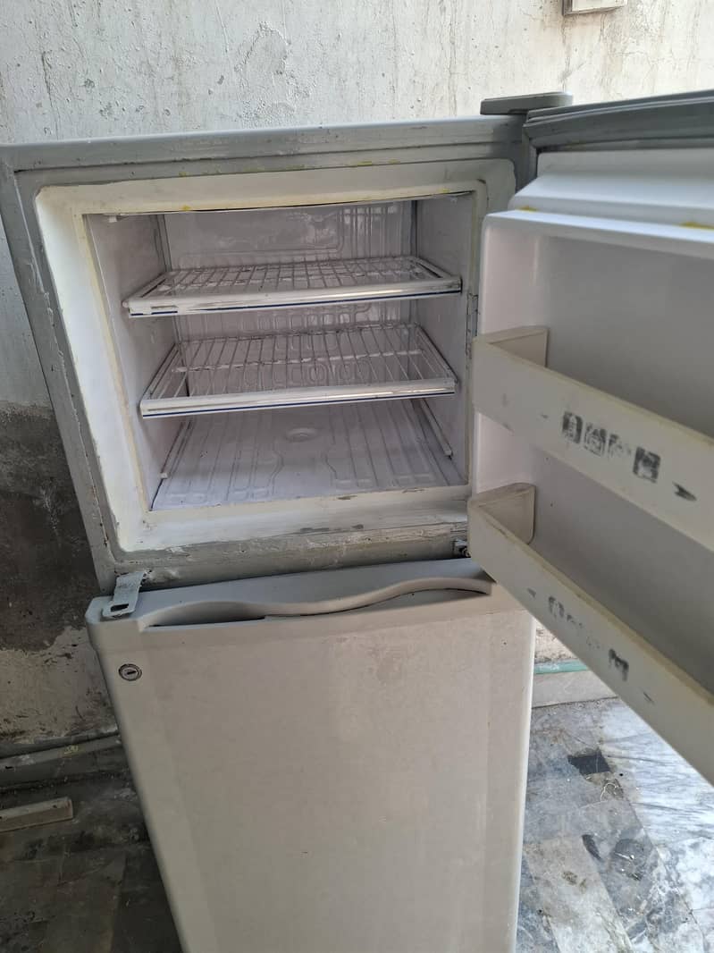 Dawlance Fridge 2