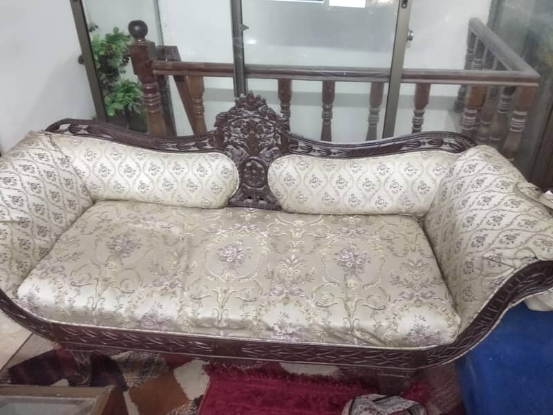 Dewan chanoti wood 0