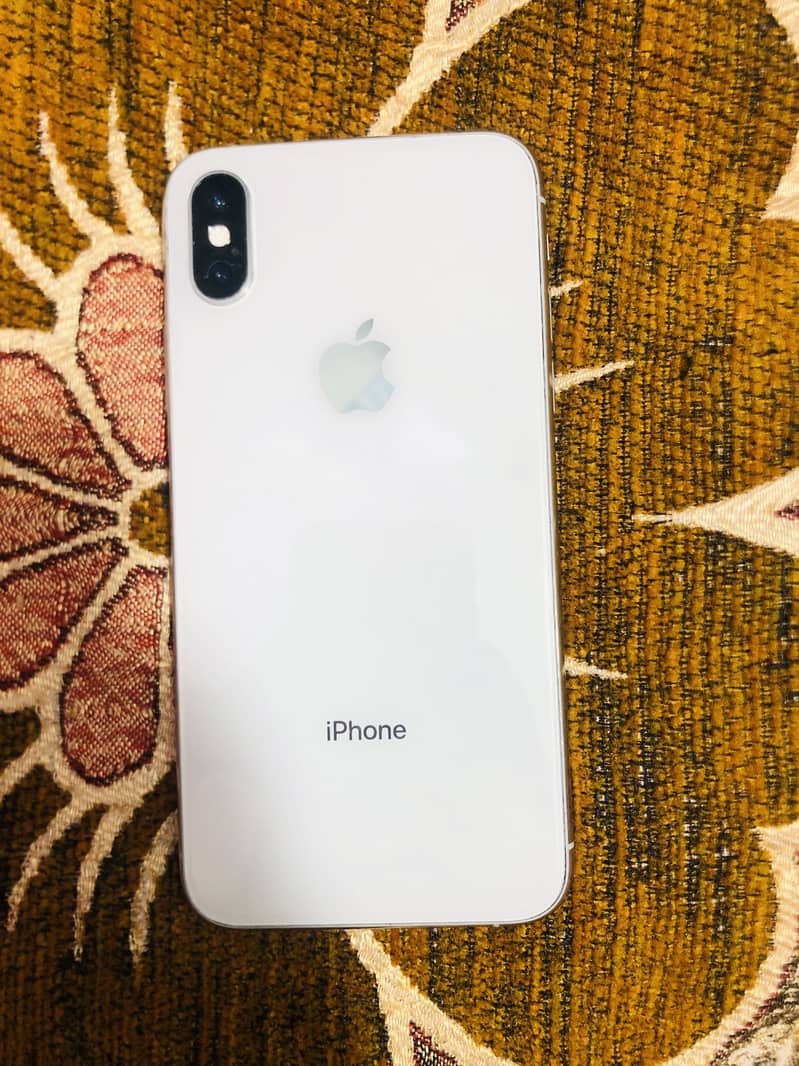 Apple iPhone XS 1