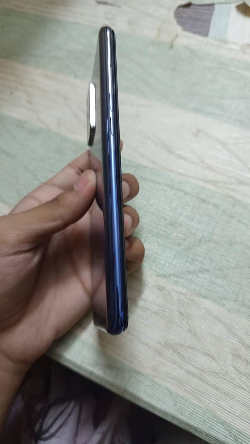 OPPO F19 1