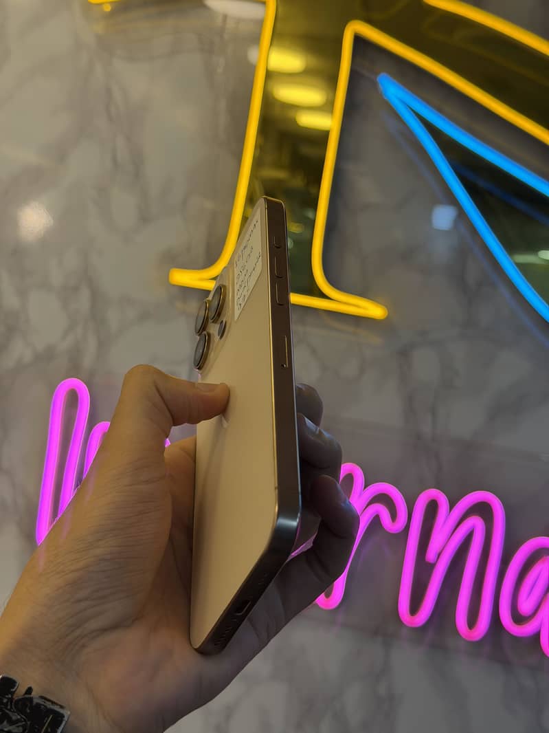 Apple iPhone 16 Pro Max MDM 2
