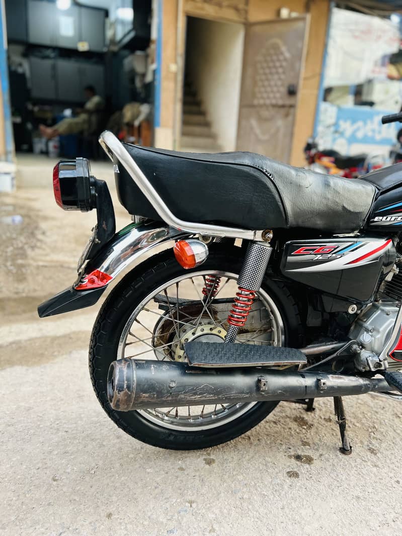 Honda CG 125 2015 Model 3