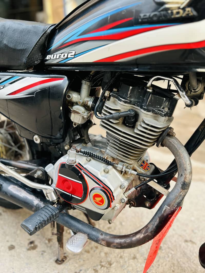 Honda CG 125 2015 Model 6