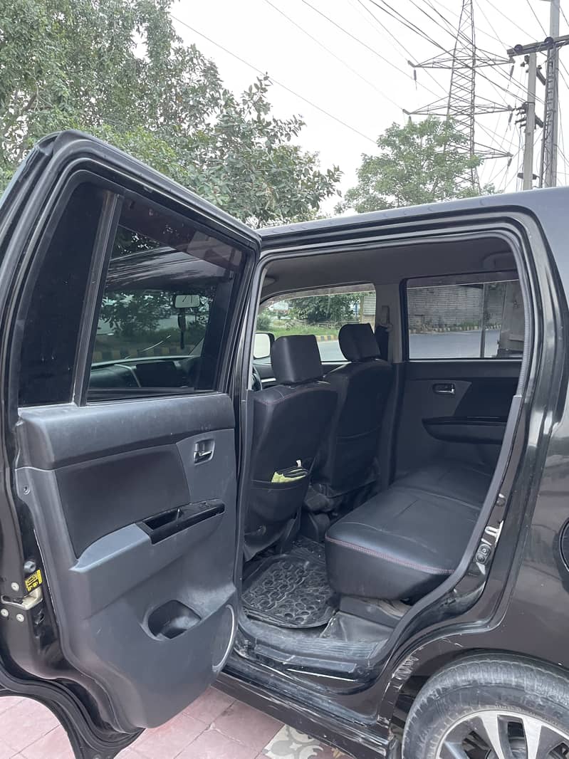 Suzuki Wagon R 2012 3