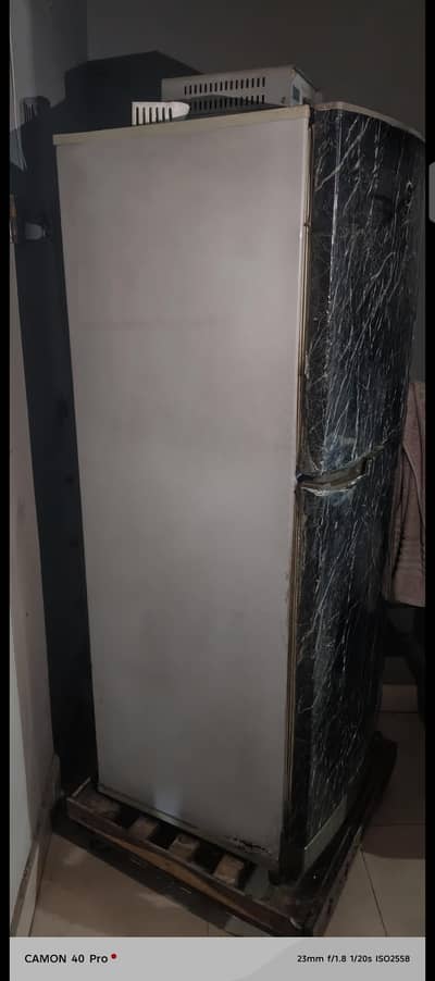 PEL refrigerator