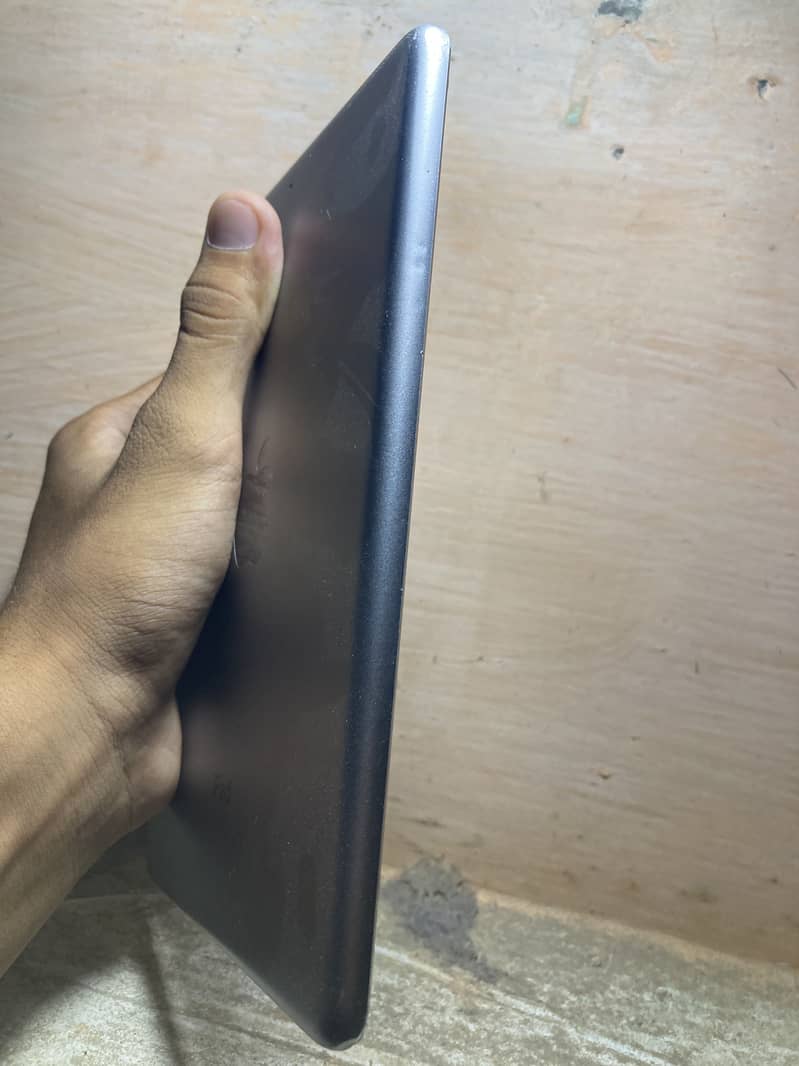 Apple I pad Mini 2 { 16 GB } 1