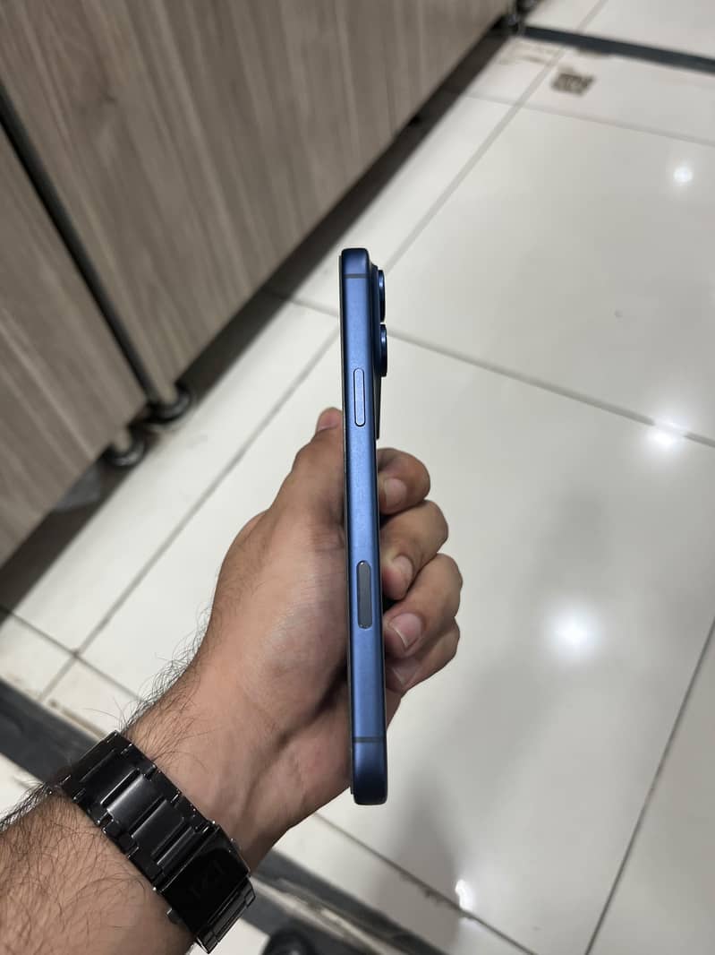 Apple iPhone 17 Pro Max 7