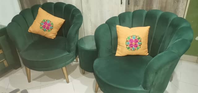 Sofa set with coffee table