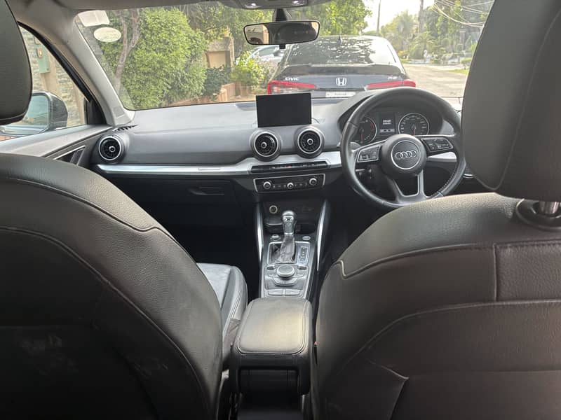 Audi Q2 2017 5