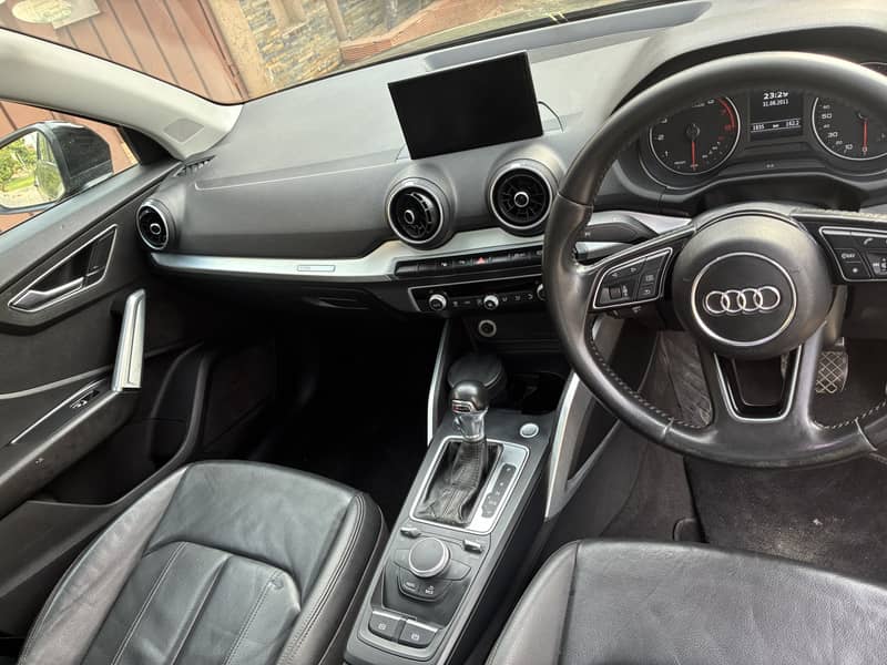 Audi Q2 2017 8