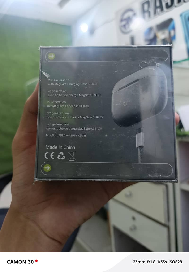 pro 2 earbuds 4