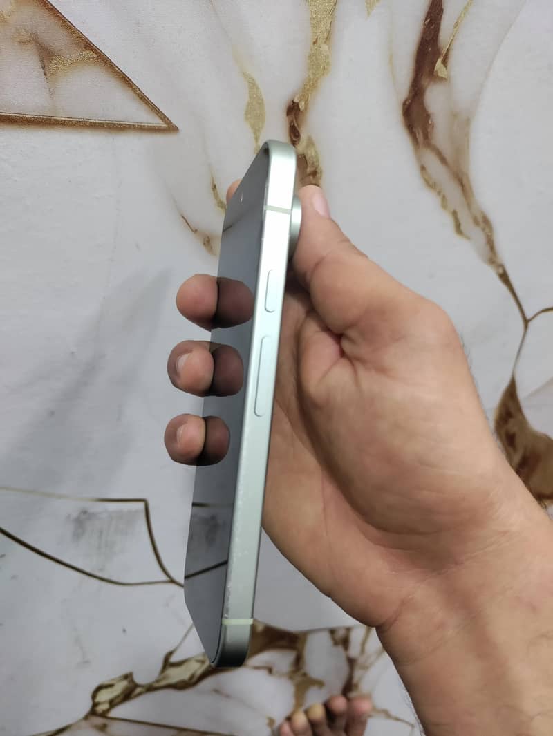 Google Pixel 9 3