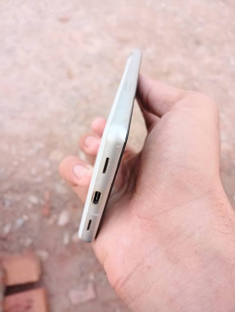 Google Pixel 7a 1