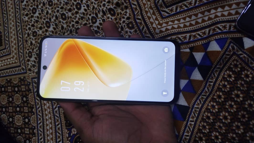 Infinix Hot 50i 1