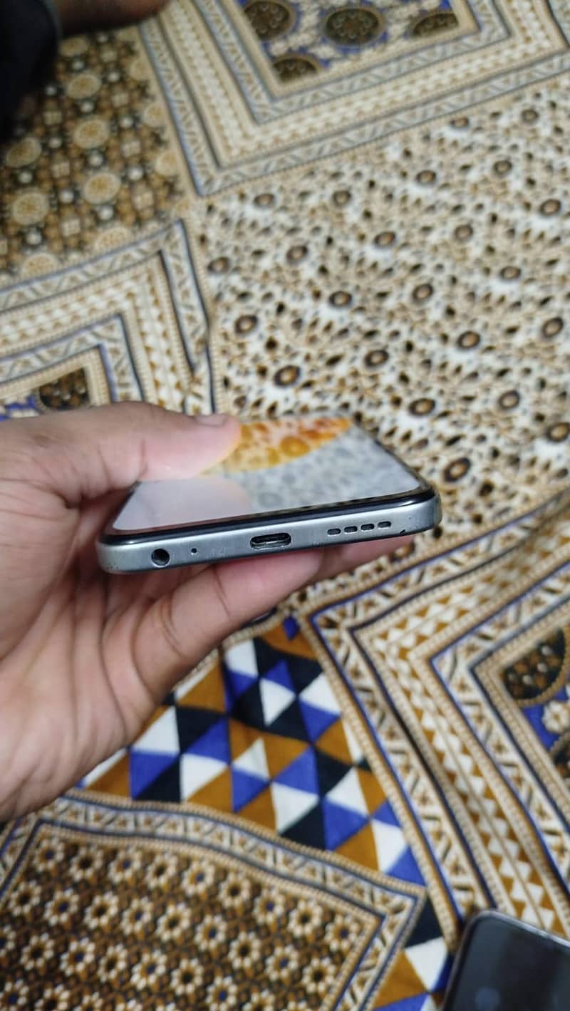 Infinix Hot 50i 5