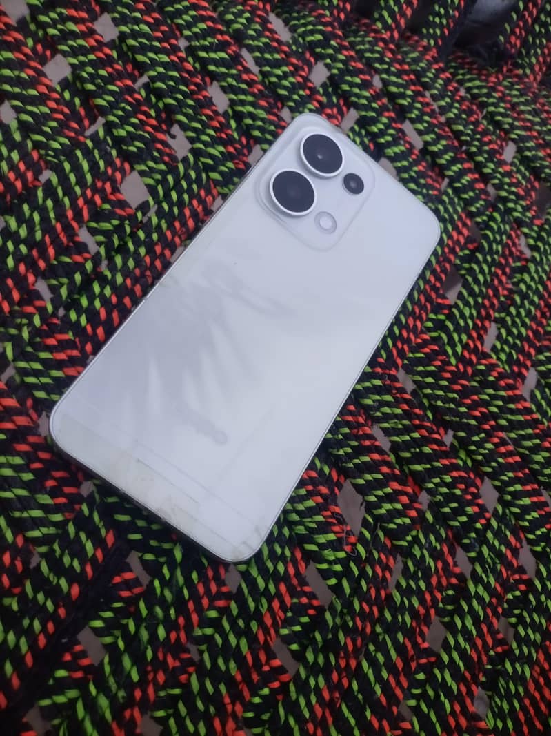 Oppo Reno 13 1