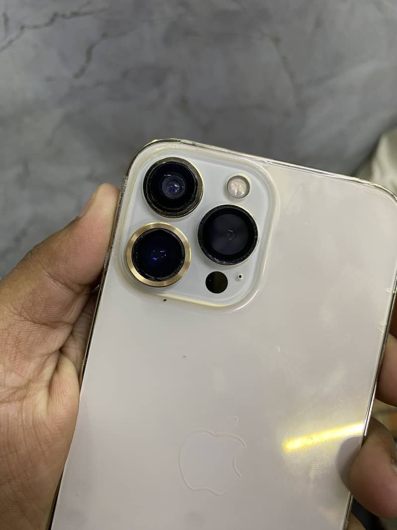 IPhone 13 Pro Max jv 7