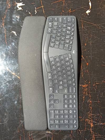 Logitech K-860