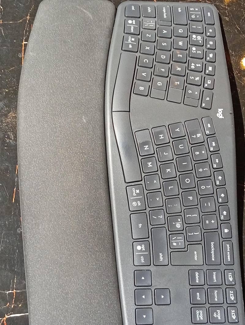 Logitech K-860 3