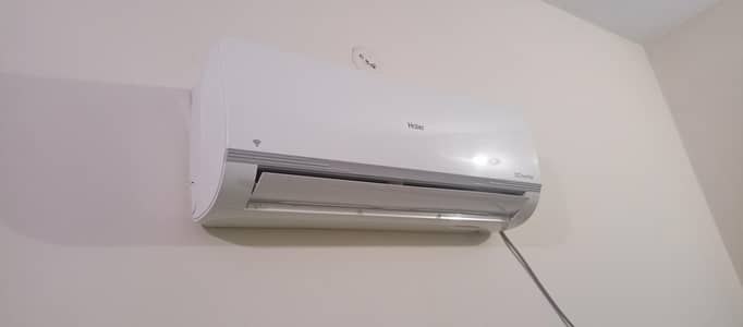 Haier 1 ton Ac Inverter Wifi