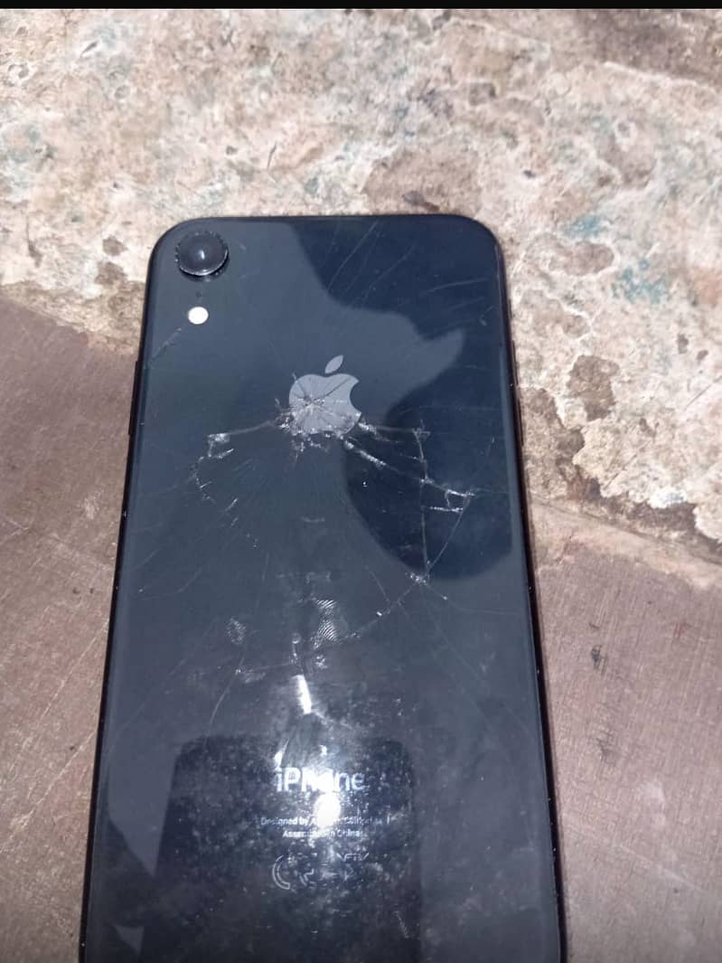 Apple iPhone XR 0