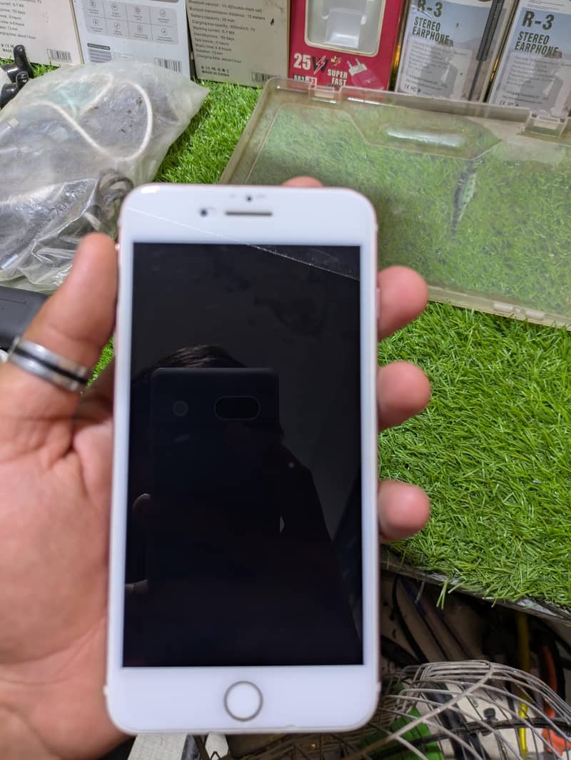 Apple iPhone 7 Plus 3