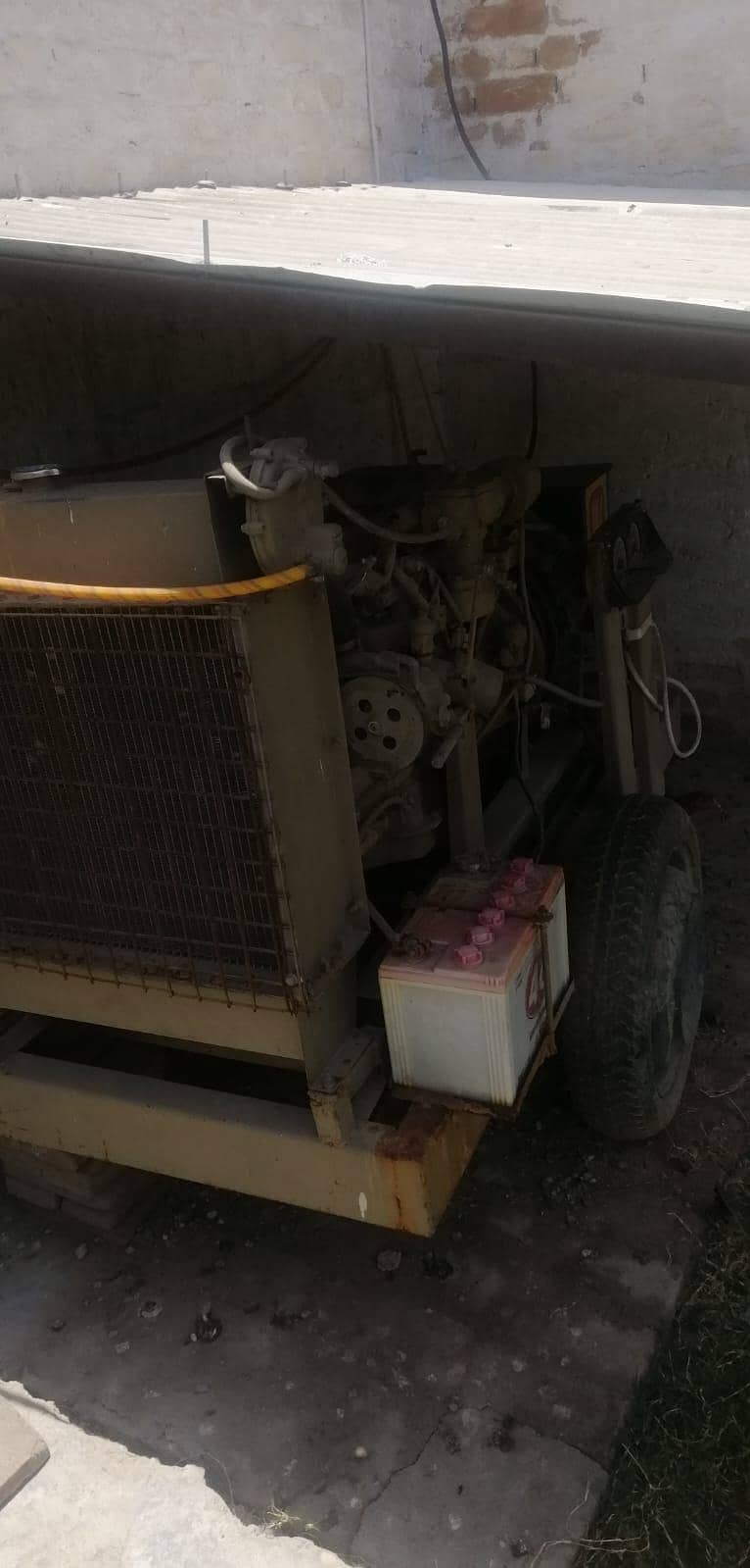 LARGE GENERATOR 5